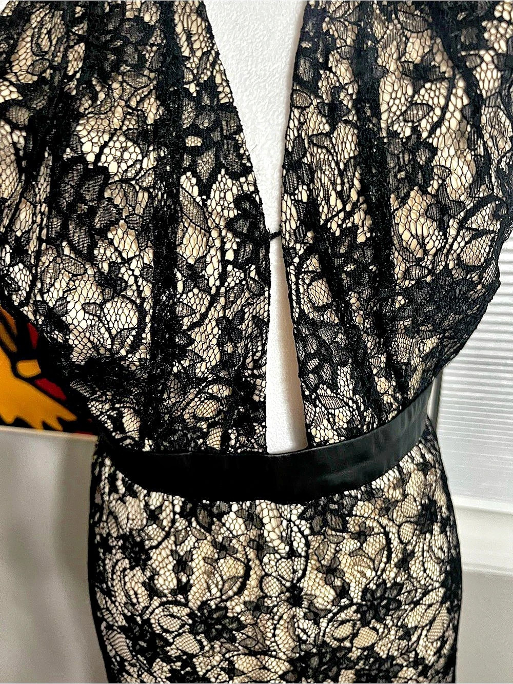 alice + olivia Black And Nude Lace With Leather Zipper Jumpsuit Small - Picture 11 of 16